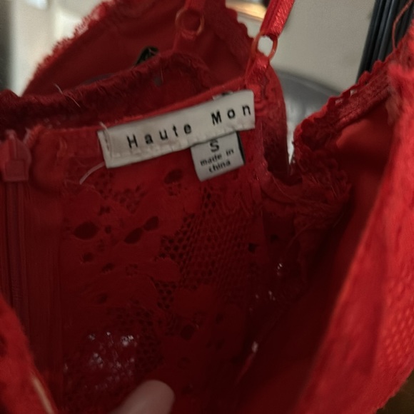 Red dress - Picture 2 of 3